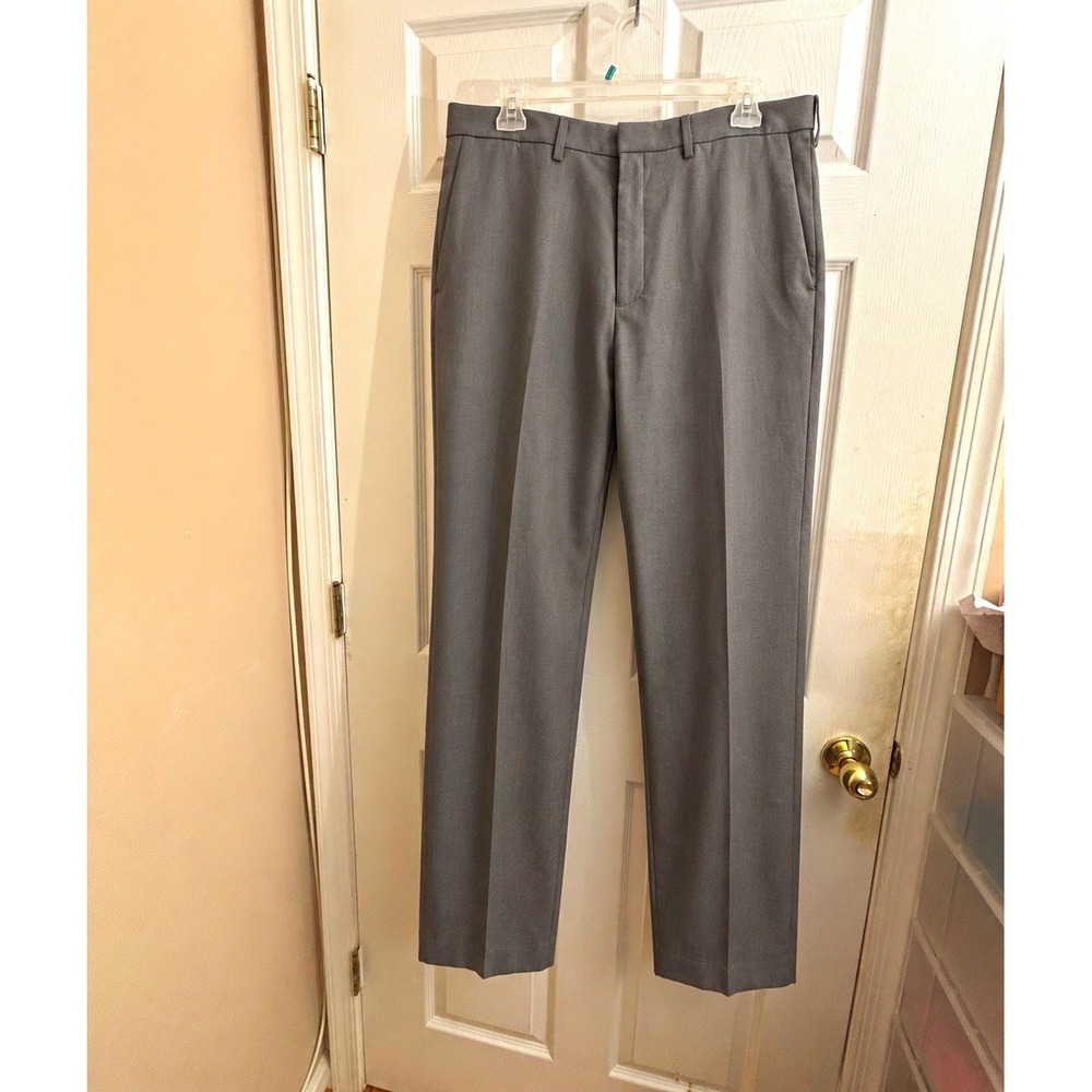Haggar Premium Comfort Men's Gray Dress Pants Size 40x30 Straight Leg